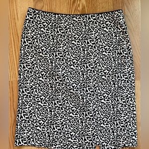 White House/Black Market Leopard Print Skirt size 8